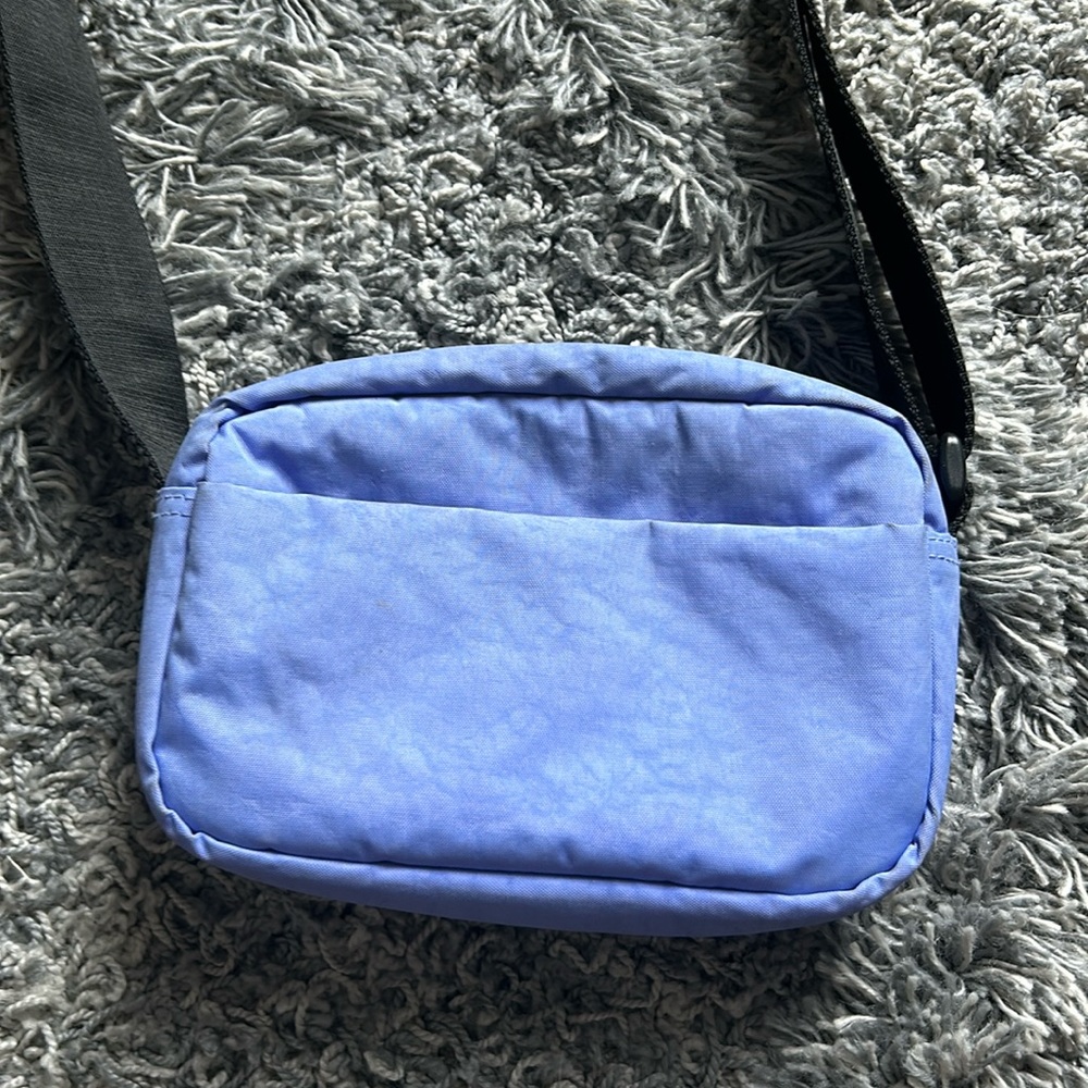 Baggu crossbody camera bag in bluebell